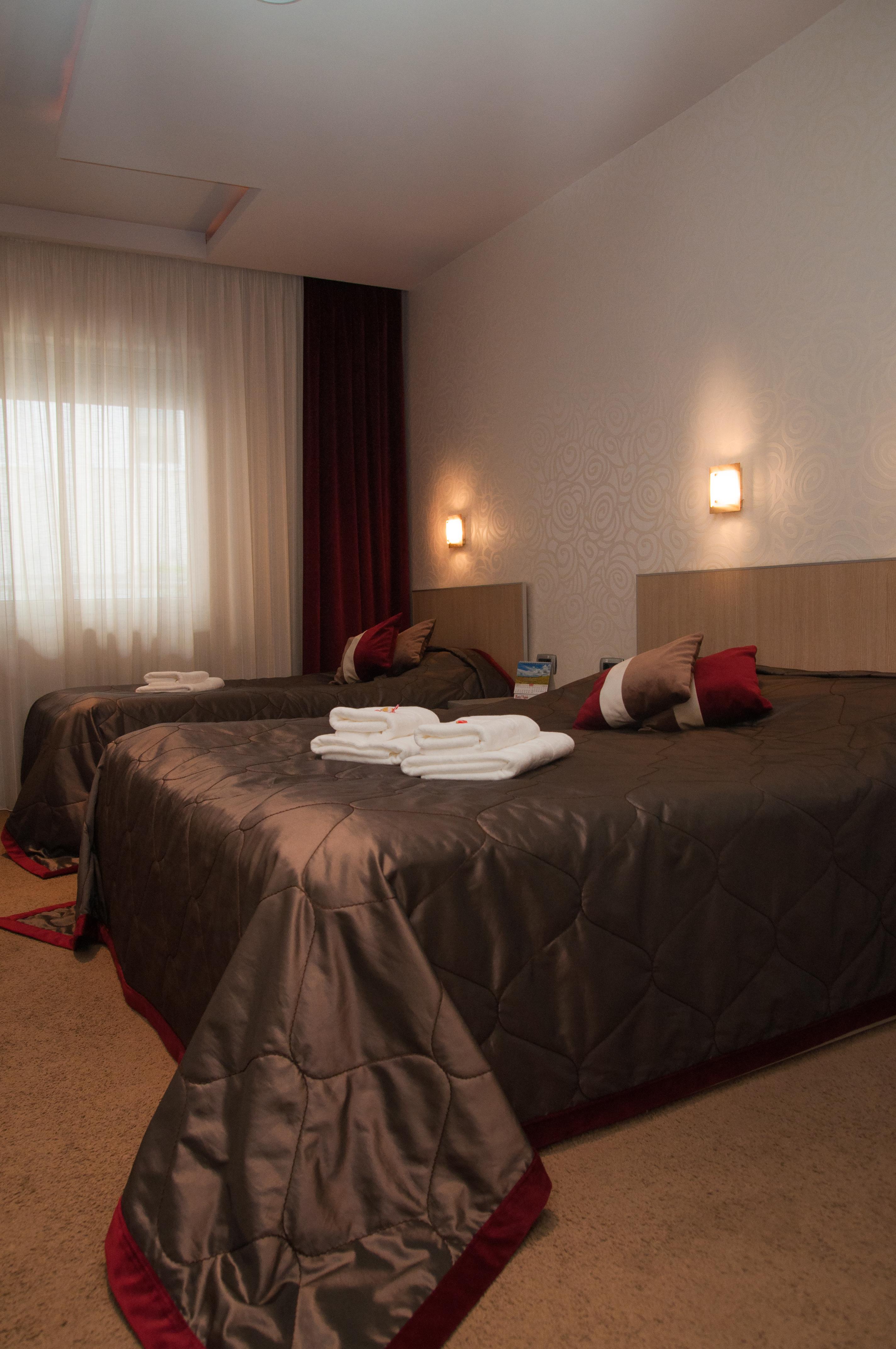 Garni Hotel Vigor - Ev Station Novi Sad Eksteriør billede