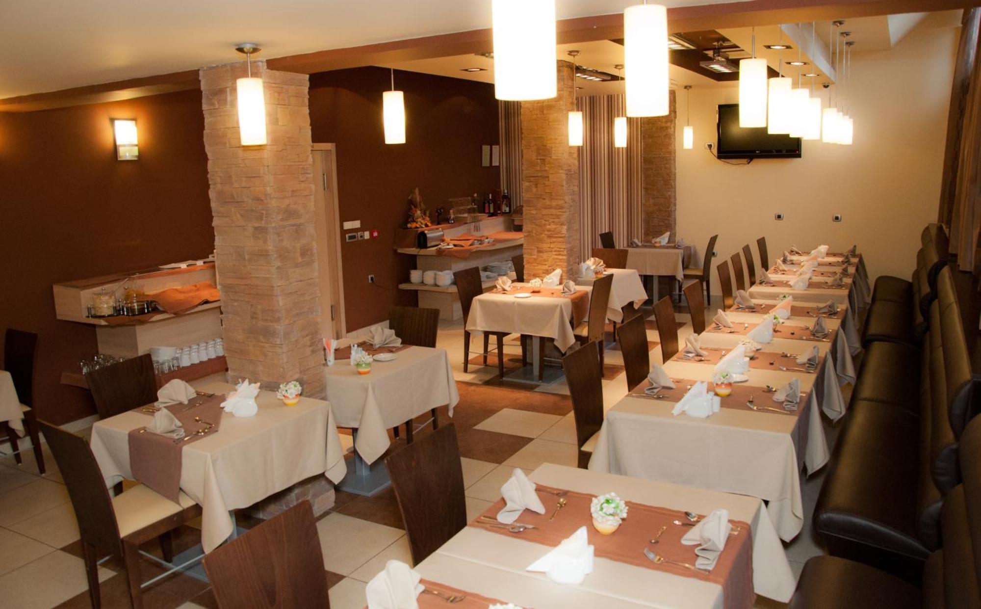 Garni Hotel Vigor - Ev Station Novi Sad Eksteriør billede